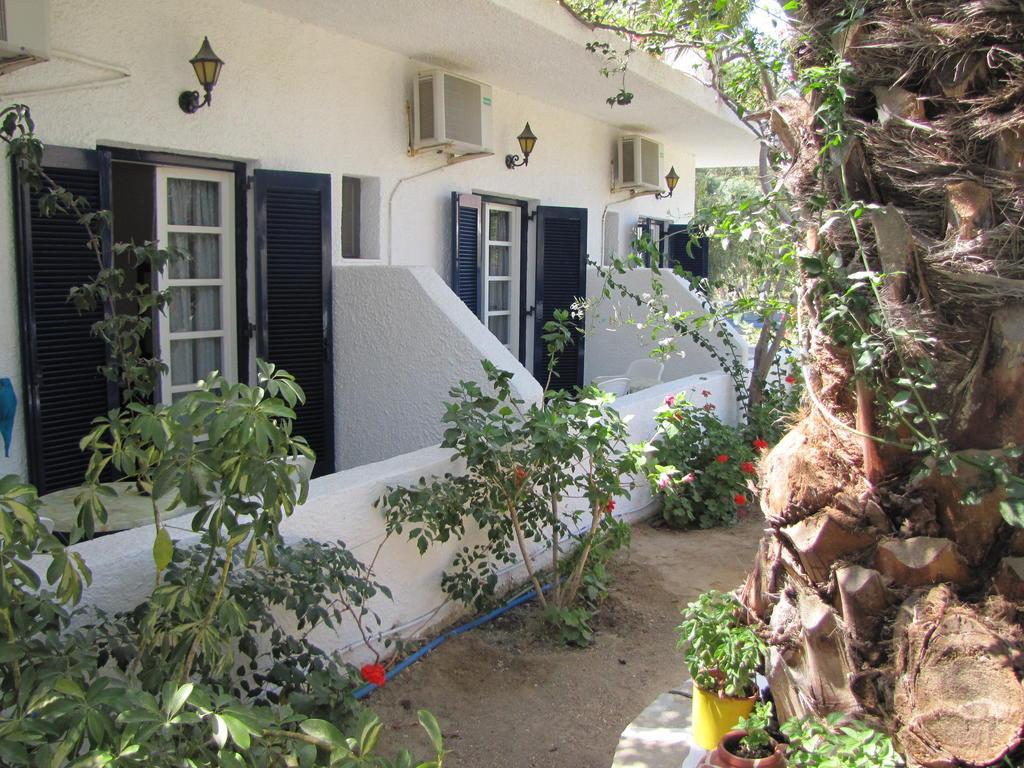 Eden Ios Rooms Mylopotas Exterior foto
